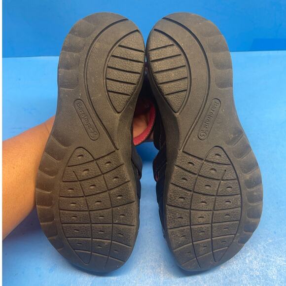 Woman's Fimley Baretraps Size 5.5 M Cushioned Woman's Black SAndals Comfort - Picture 3 of 10